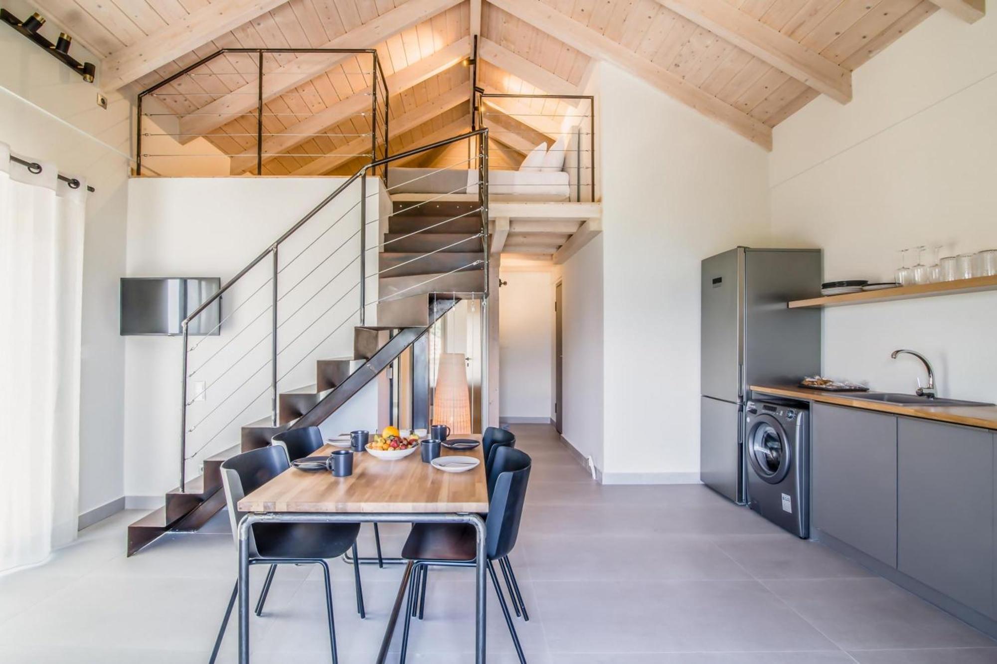 Blue Symphony Suites Apartments Νικιάνα Εξωτερικό φωτογραφία