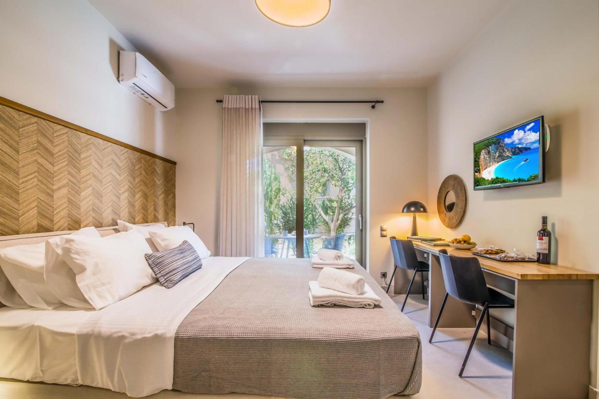 Blue Symphony Suites Apartments Νικιάνα Εξωτερικό φωτογραφία