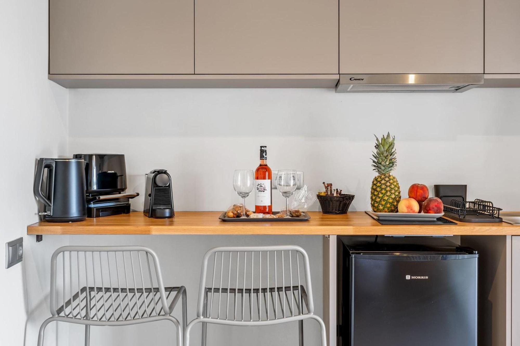 Blue Symphony Suites Apartments Νικιάνα Εξωτερικό φωτογραφία