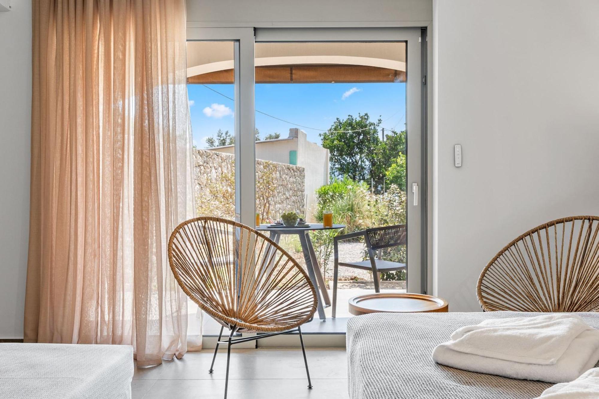 Blue Symphony Suites Apartments Νικιάνα Εξωτερικό φωτογραφία