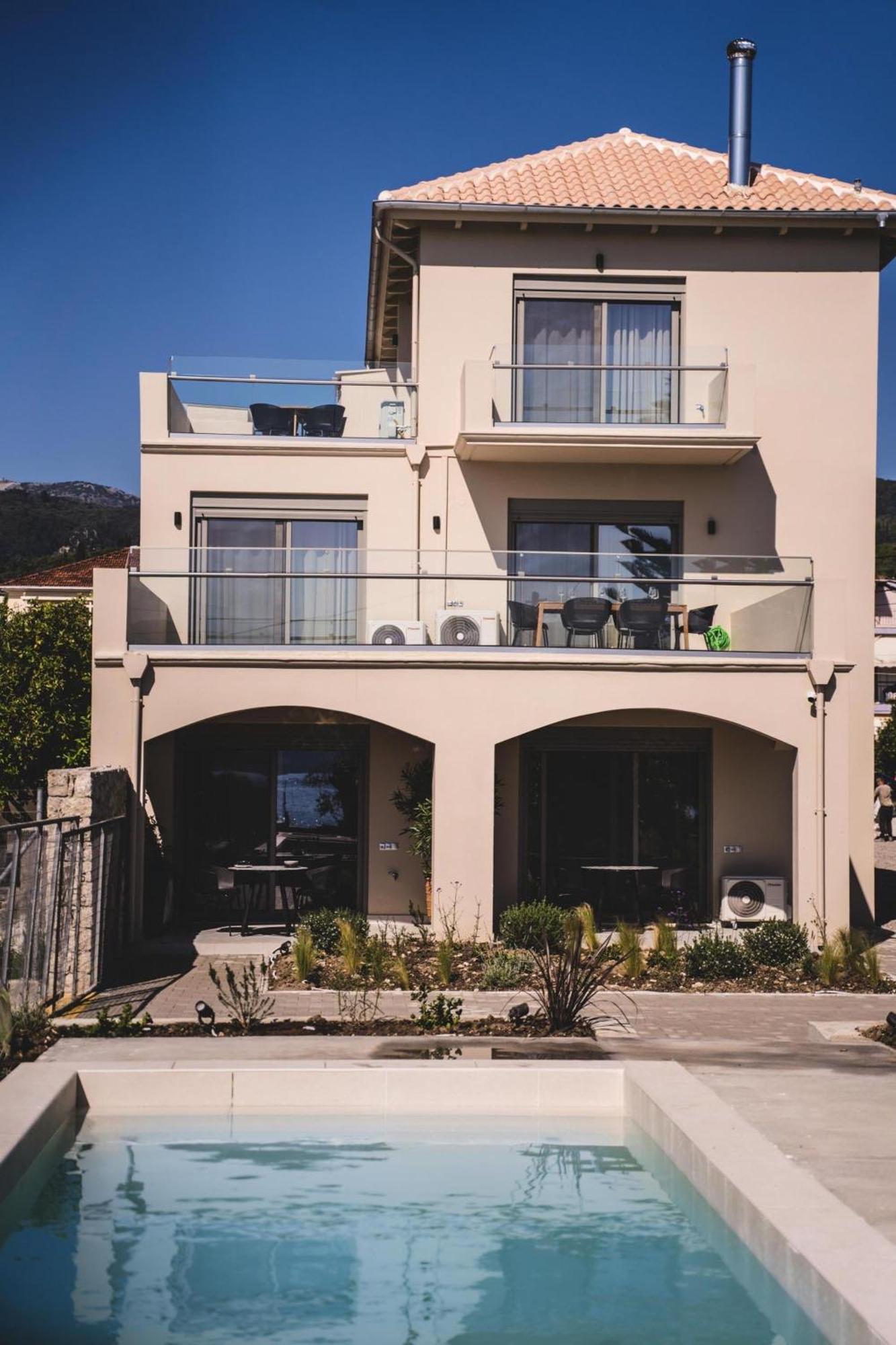 Blue Symphony Suites Apartments Νικιάνα Εξωτερικό φωτογραφία